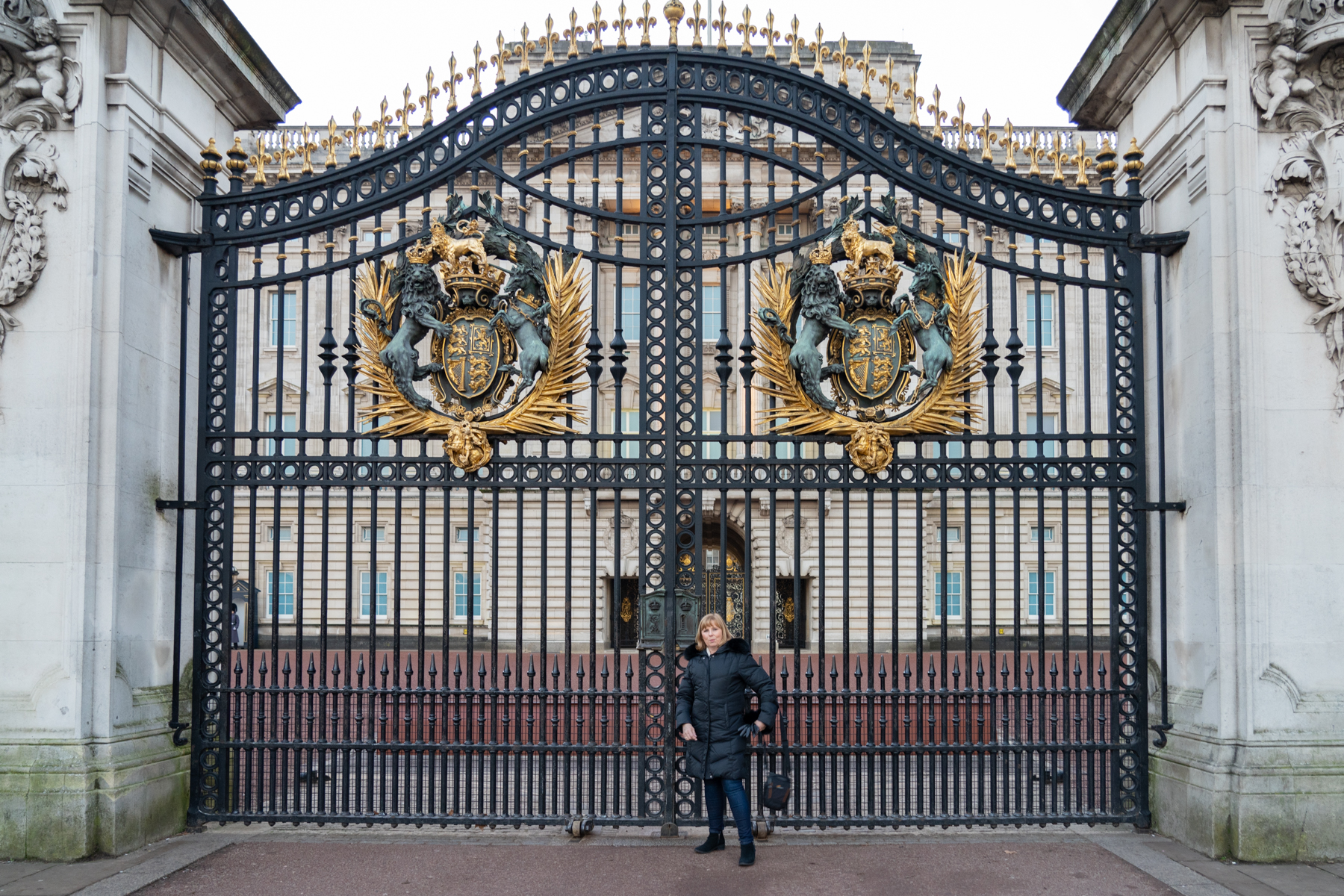 Andrea outside Buckingham Palace.