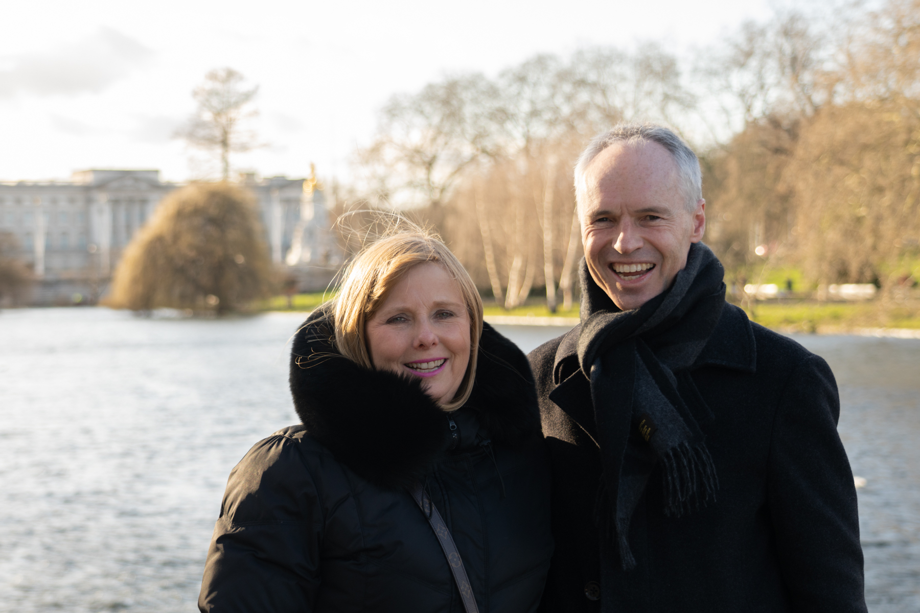 Andrea and Keith with St. James's Park Lake and Buckingham Palace in the background.