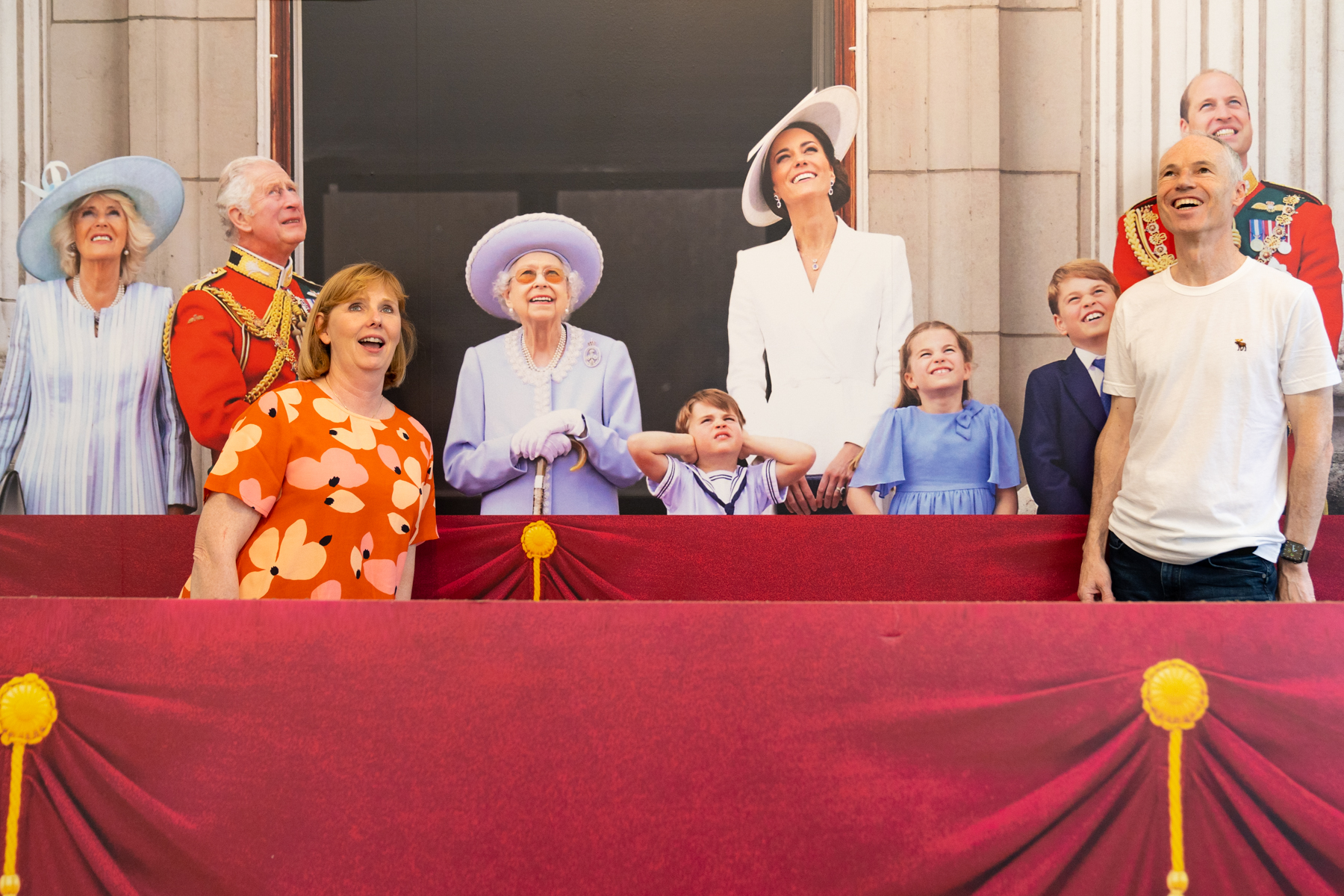 Giving the people what they want from the royal balcony!