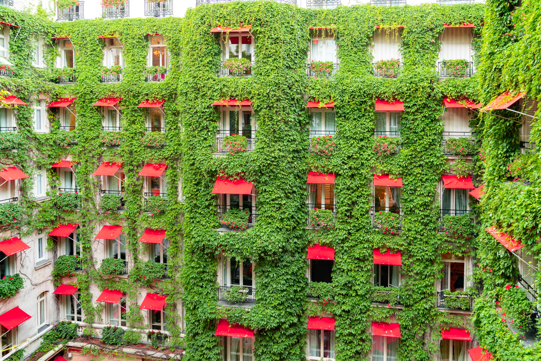 Walking around Paris