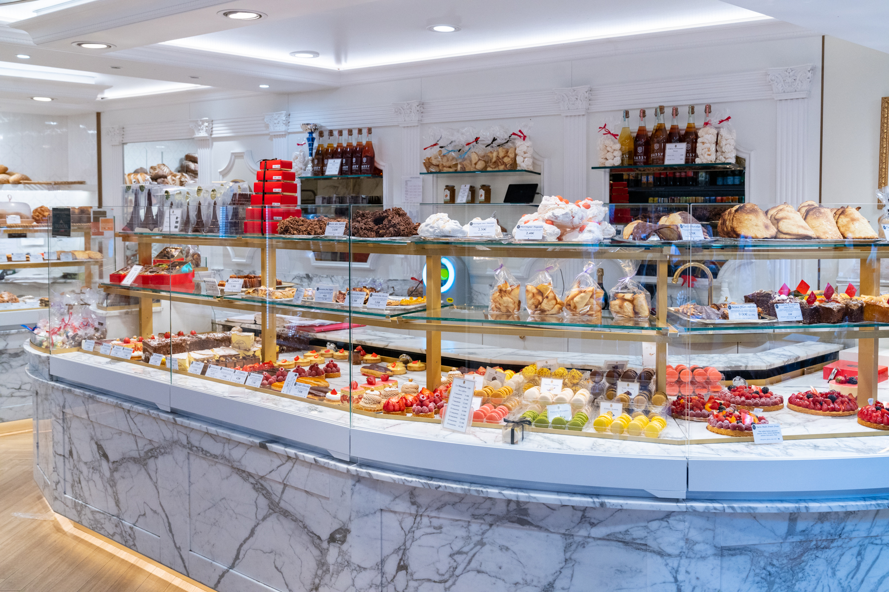 A lovely pâtisserie in Saint-Germain-des-Prés.