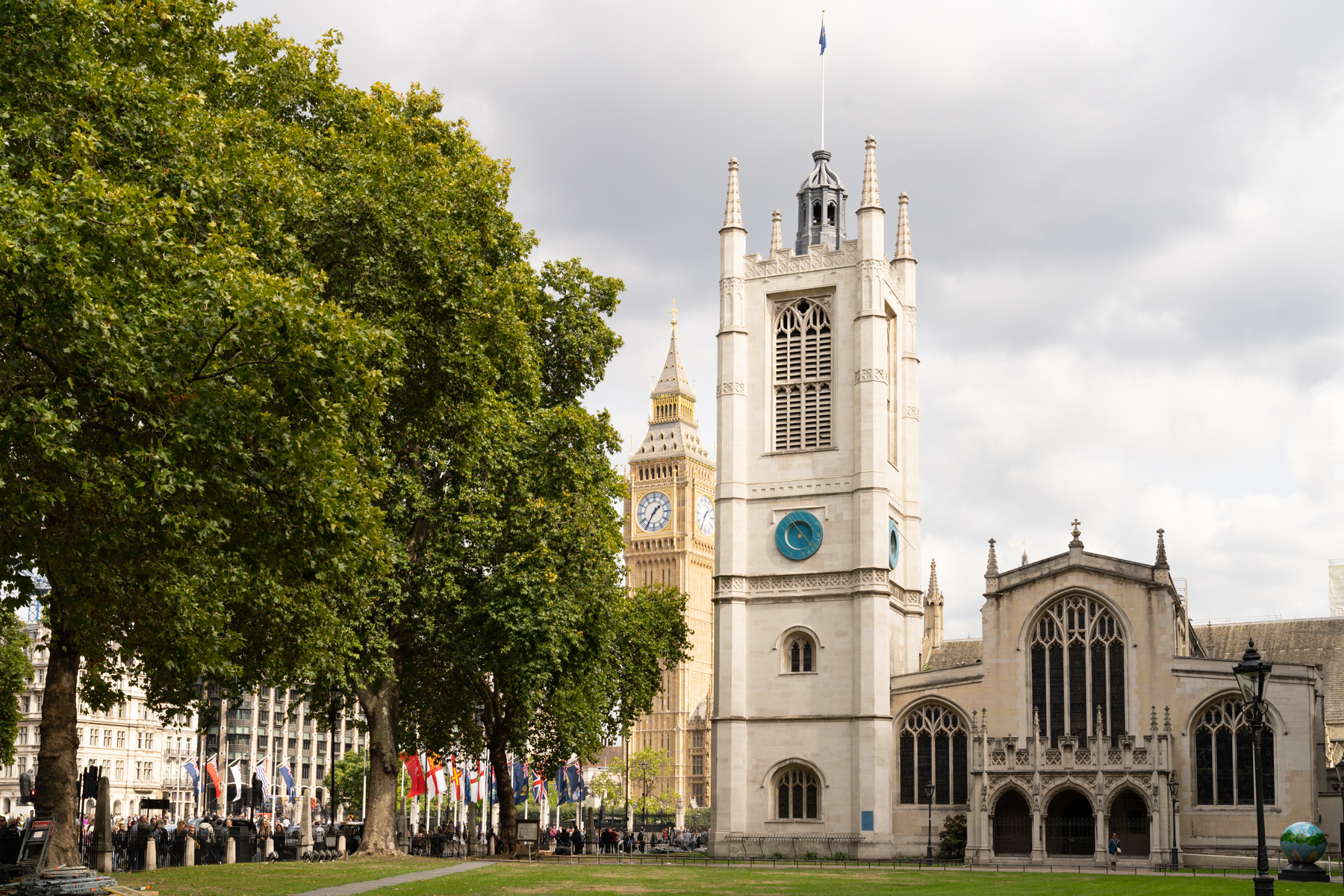 Westminster Abbey (with Big Ben in the background).