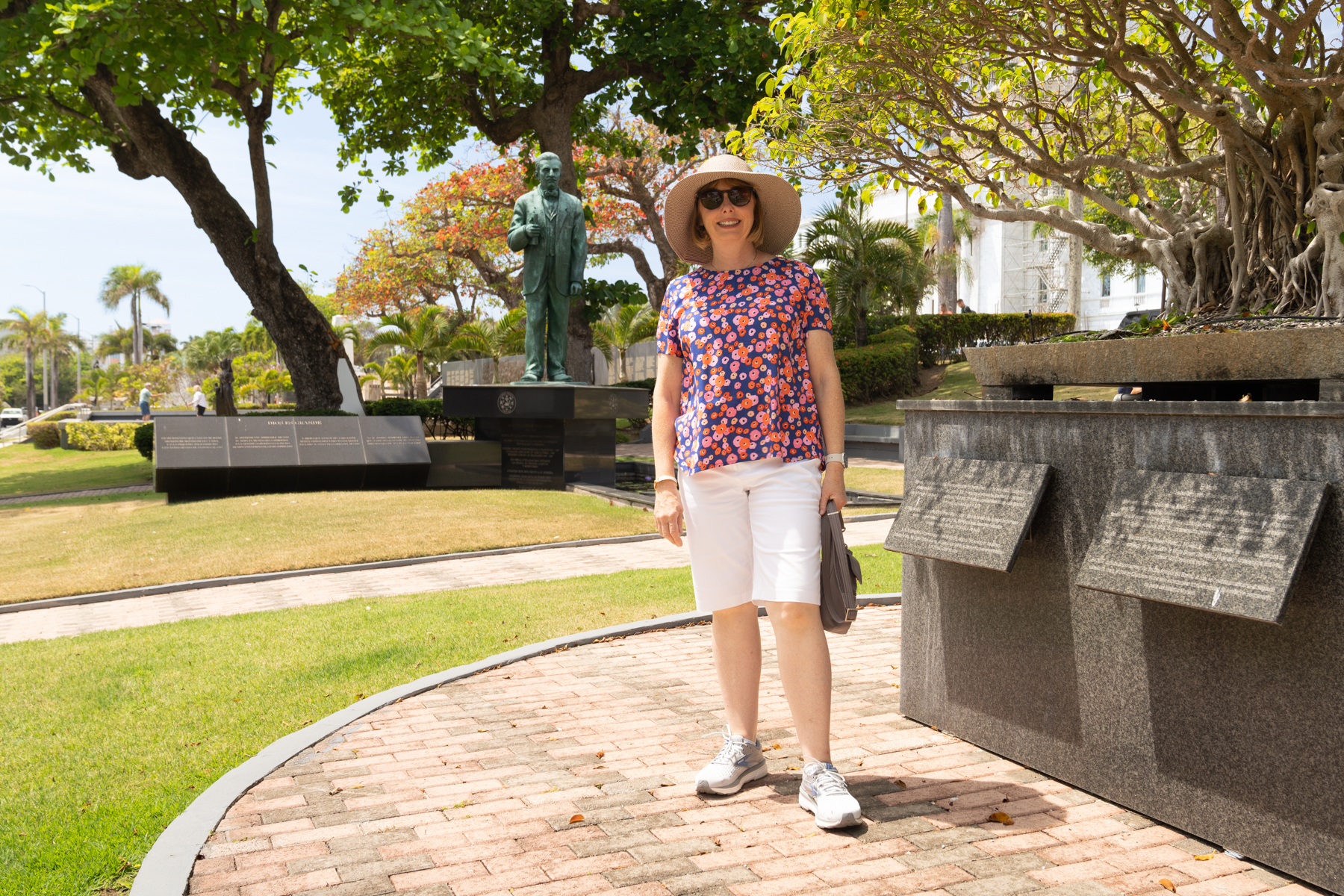 Andrea in the gardens on Av. de la Constitución.