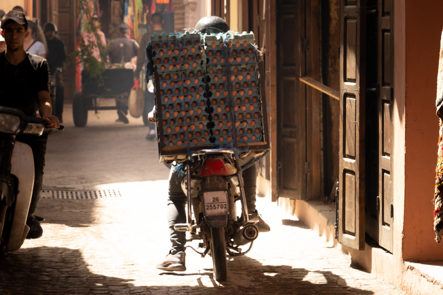 Egg delivery coming through!