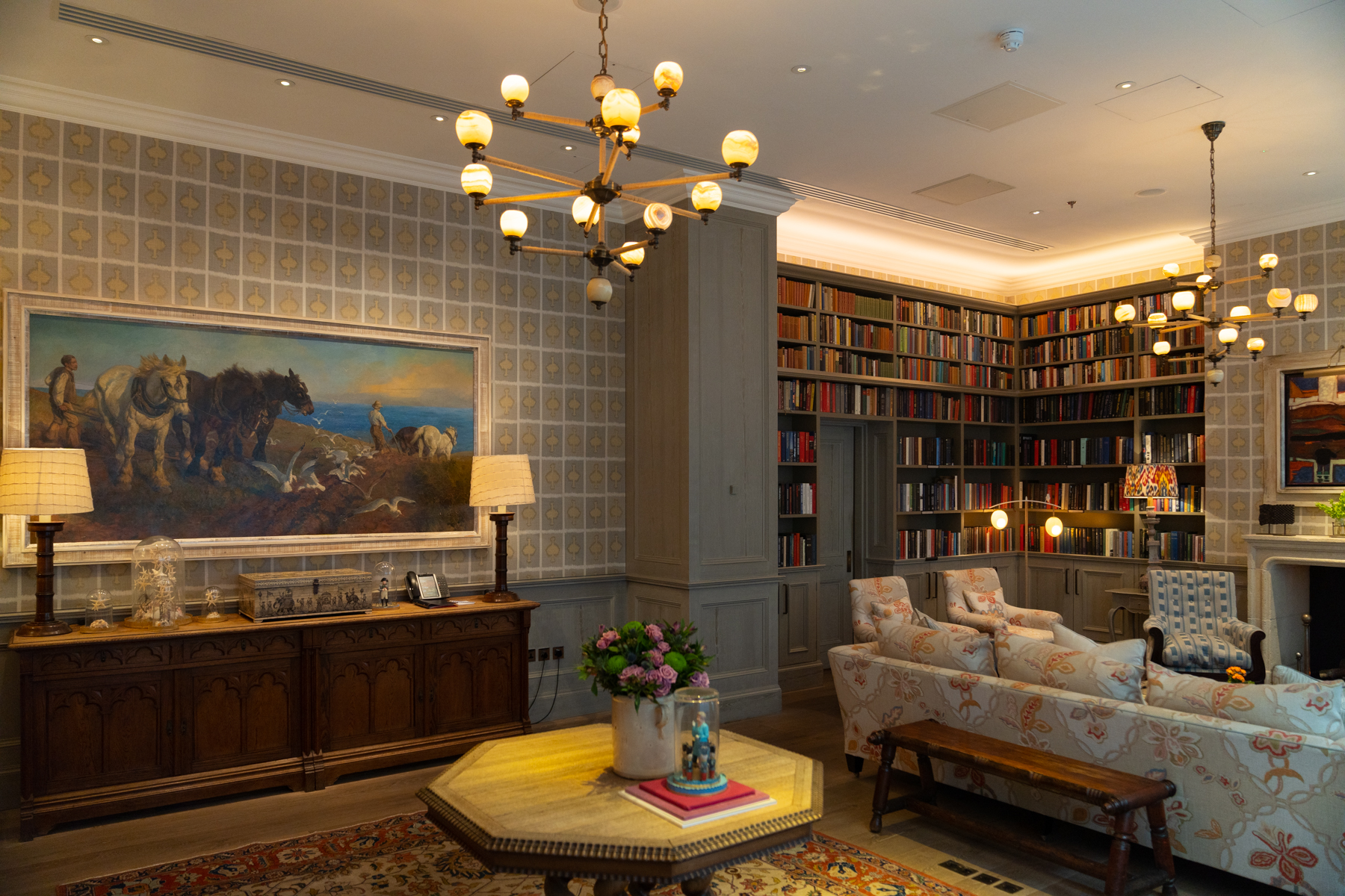 Ham Yard Hotel library.