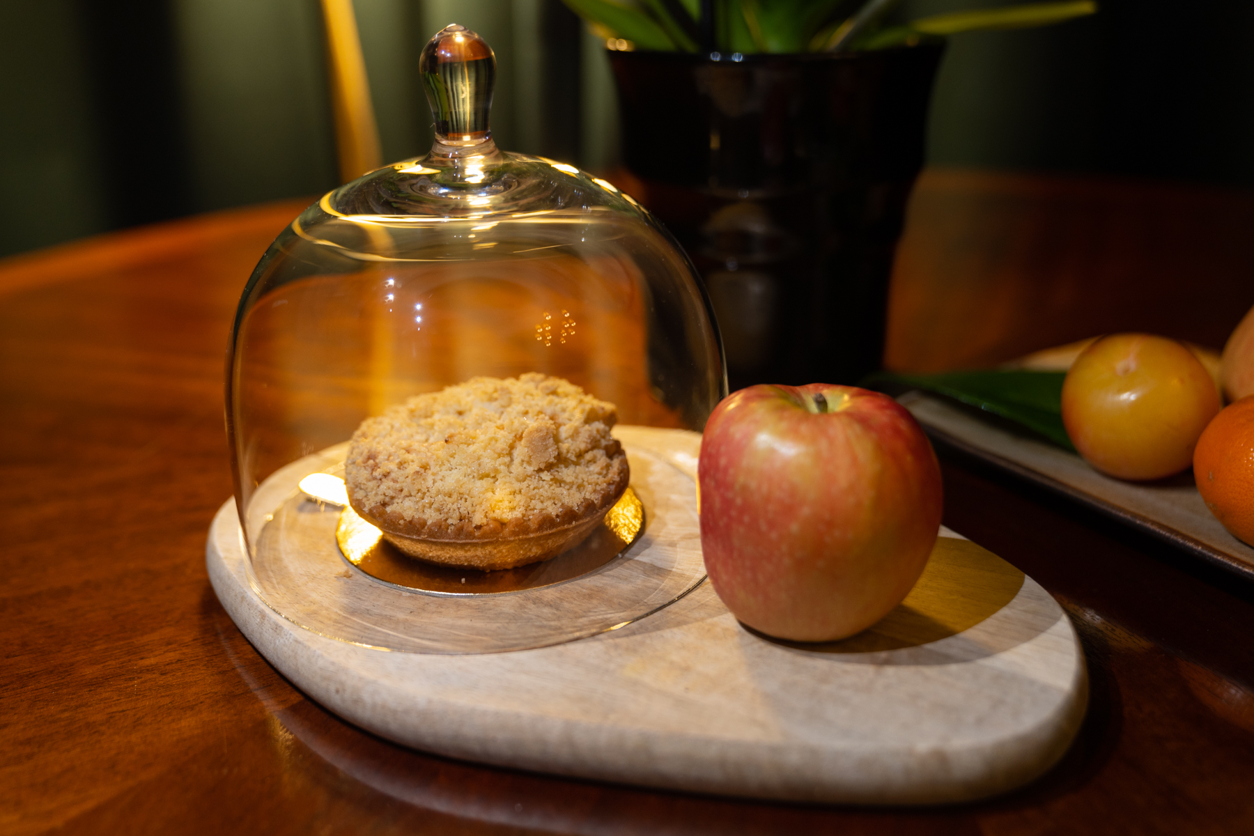 Snacks in our room at the Four Seasons Hotel Hampshire.
