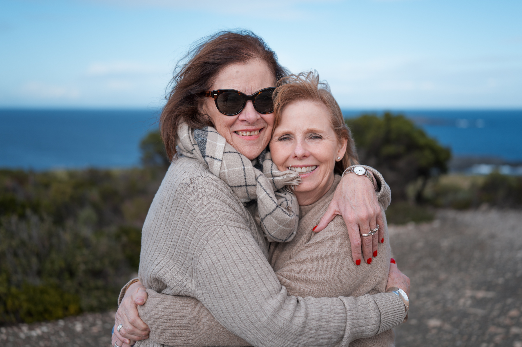 Joy and Andrea at Cape du Couedic lighthouse.