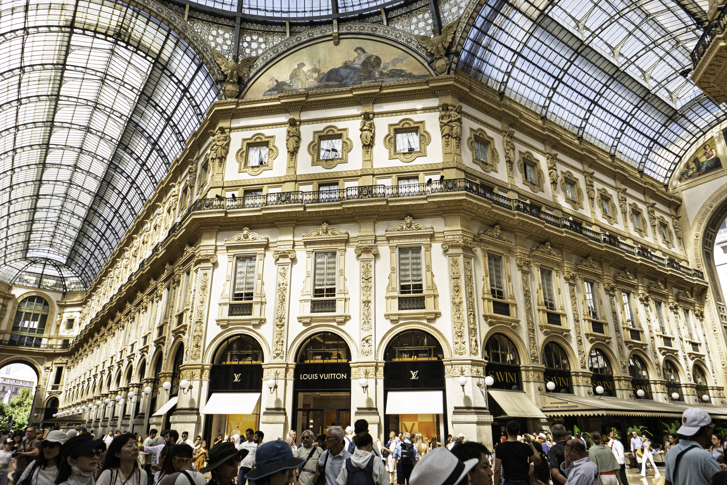 Inside Galleria Vittorio Emanuele II.