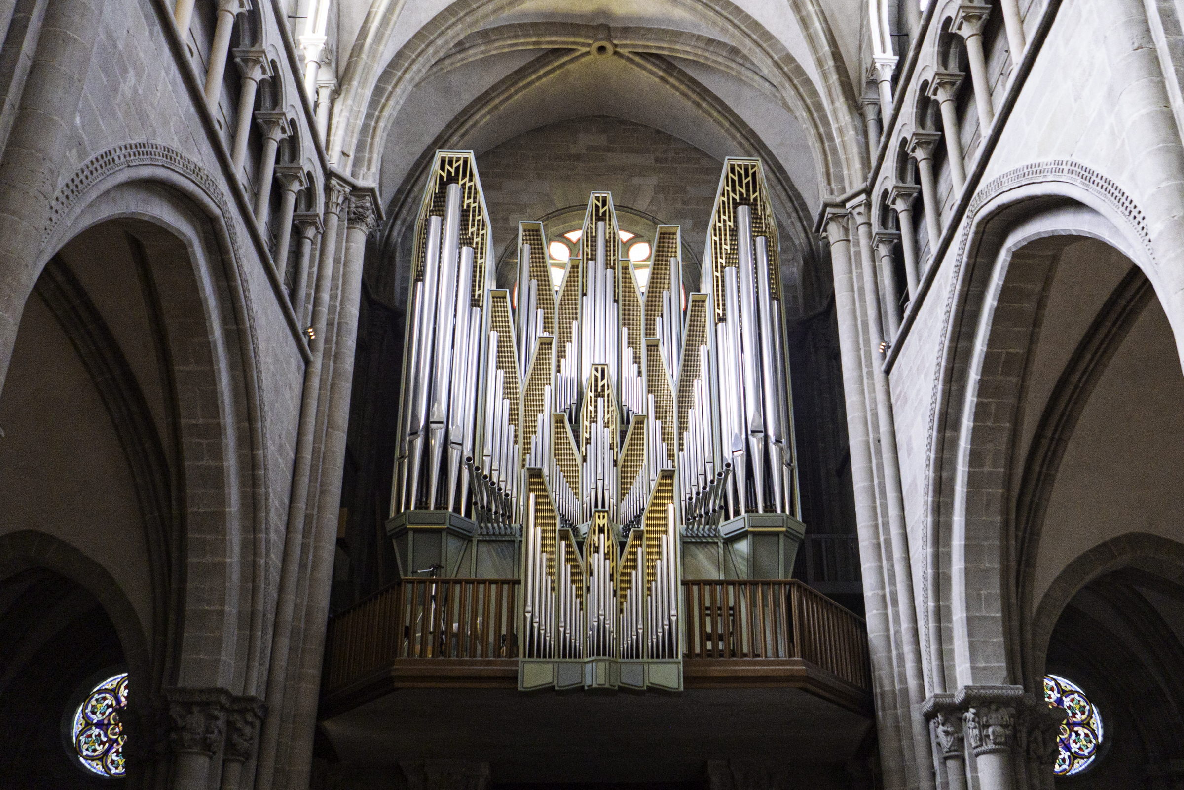 The organ in Cathédrale Saint-Pierre.