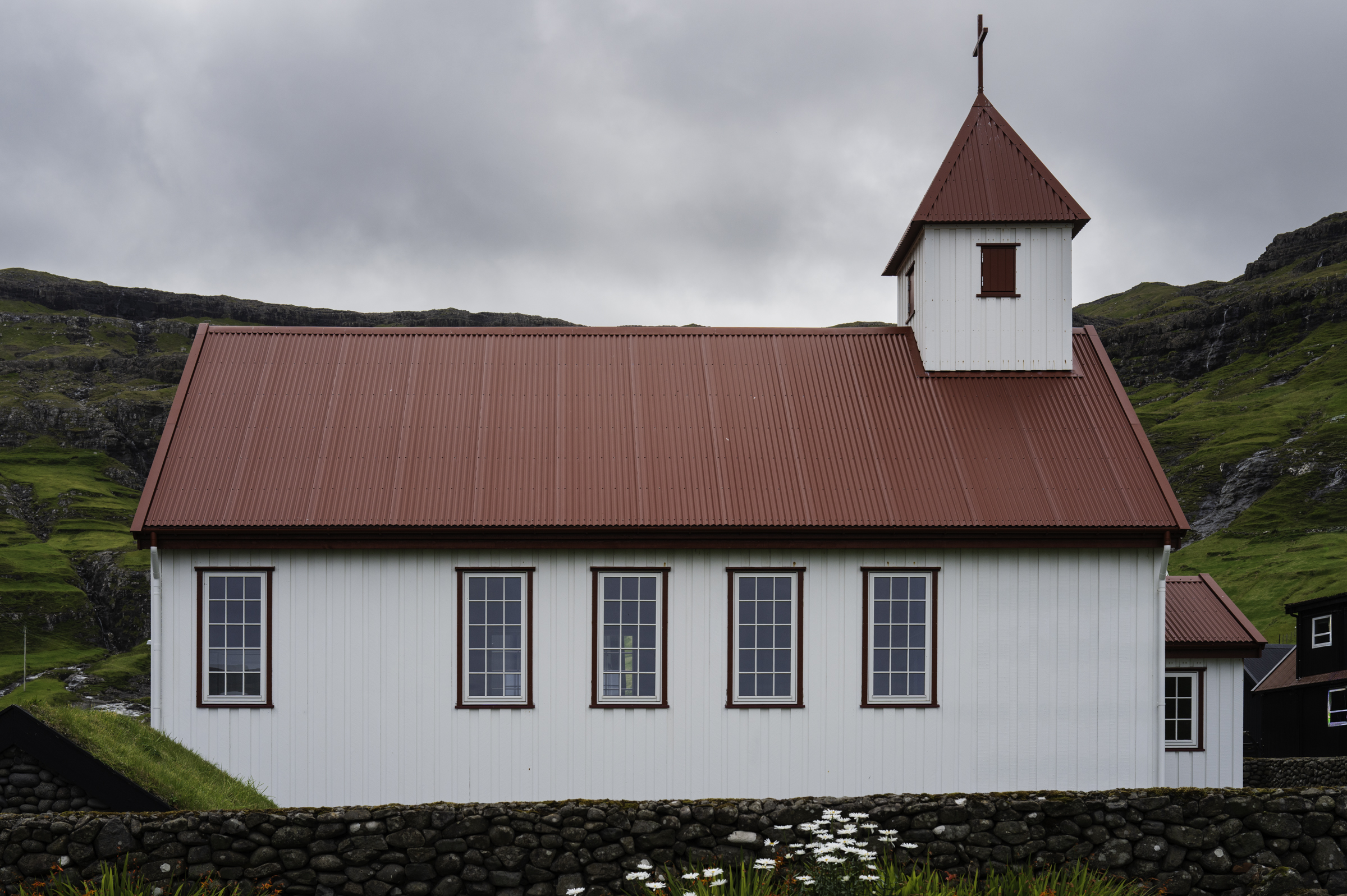 Church in Tjørnuvík.