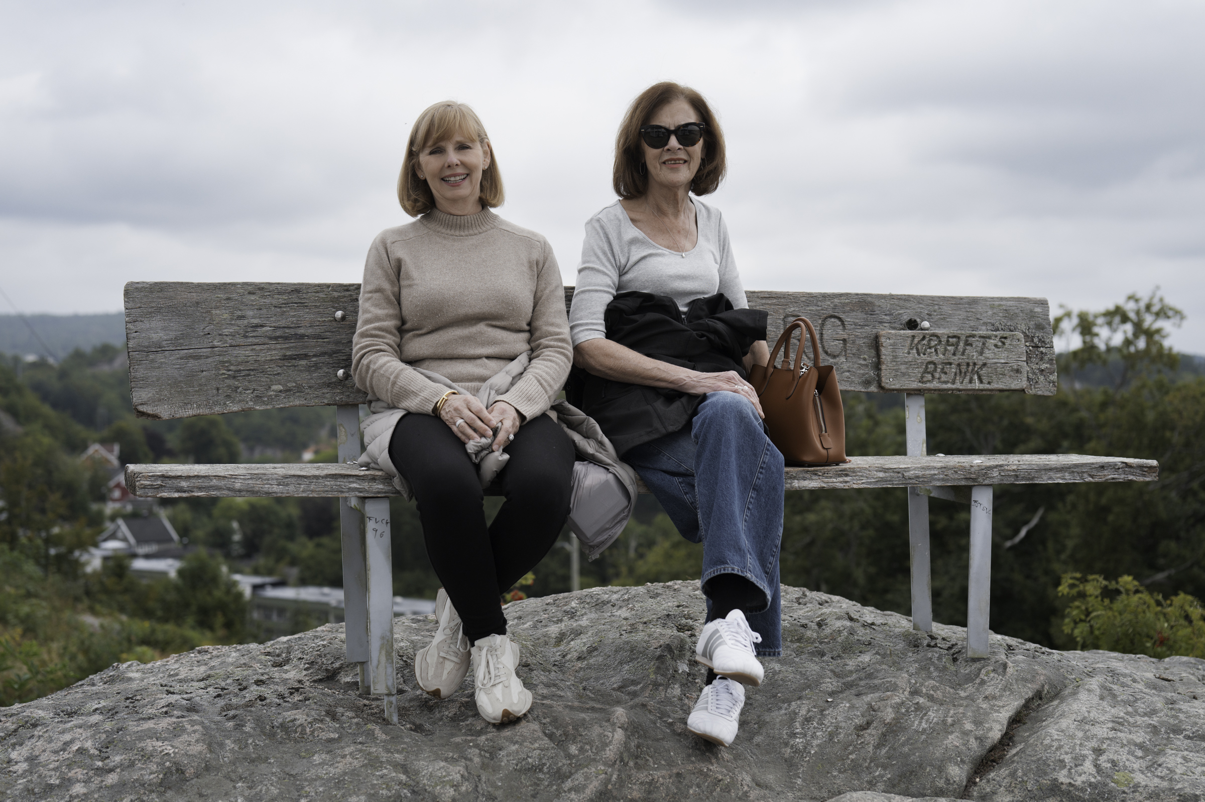 Andrea and Joy, at Utsikten.