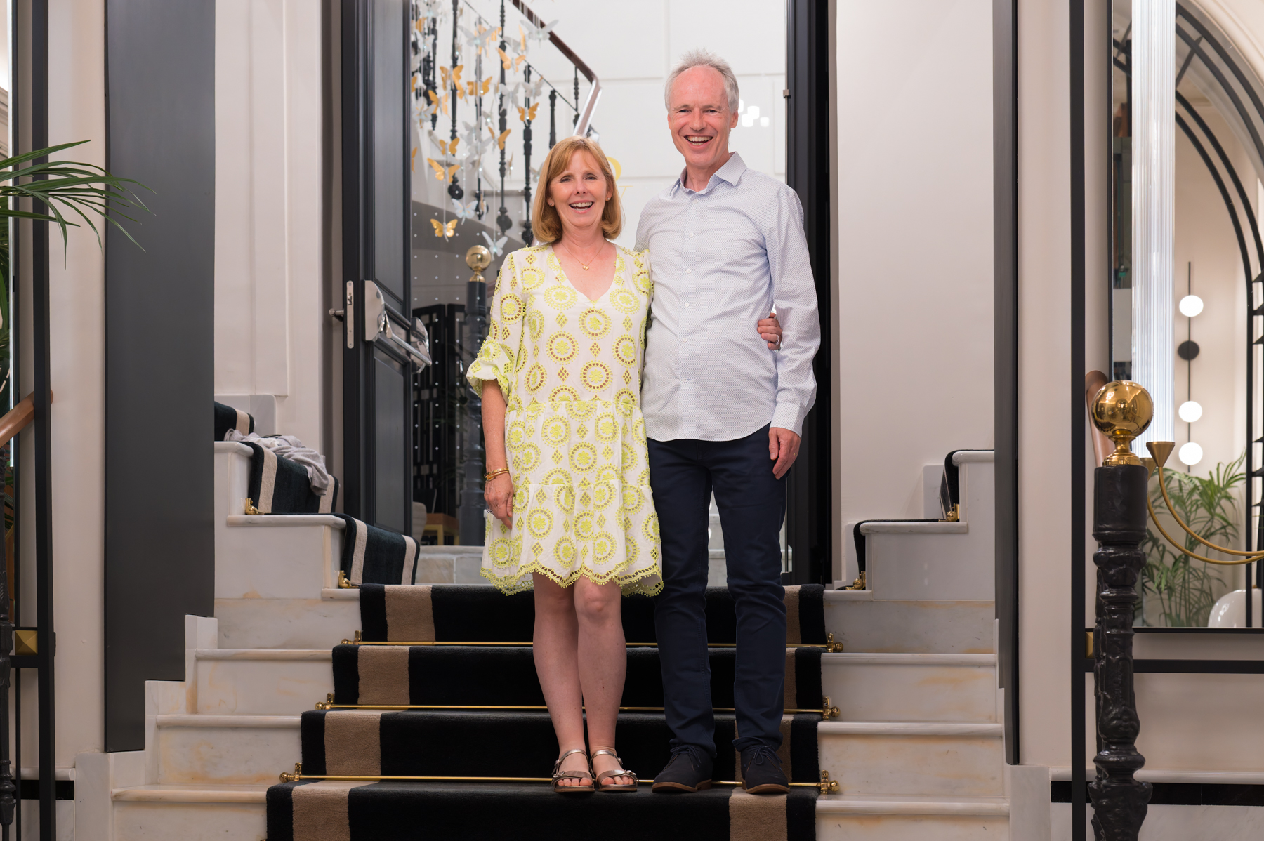 Andrea and Keith, in the Palacio Vallier Hotel in Valencia, with the bottom of the Lladró chandelier in the background.